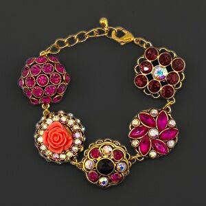 Gold Tone Rhinestone Floral Bracelet